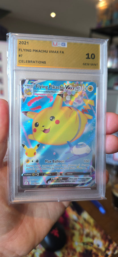 Surfing Pikachu VMAX FA CELEBRATIONS - 009/025 UCG 10